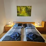 Appartement Apartmenthaus-winkler Wiener-neustadt-umgebung *