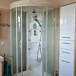 아파트 Apartmenthaus-winkler Wiener-neustadt-umgebung *