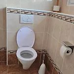 아파트 Apartmenthaus-winkler Wiener-neustadt-umgebung