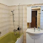 아파트 Apartmenthaus-winkler Wiener-neustadt-umgebung
