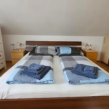 Apartmenthaus Wiener Neustadt Umgebung Matzendorf