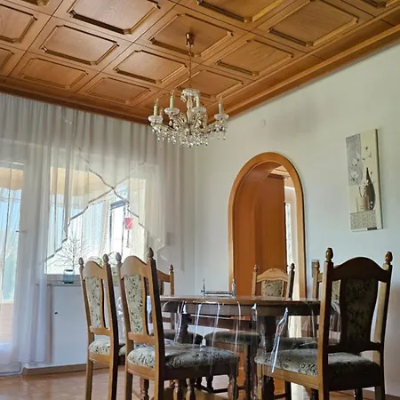 Apartment Apartmenthaus Wiener Neustadt Umgebung *