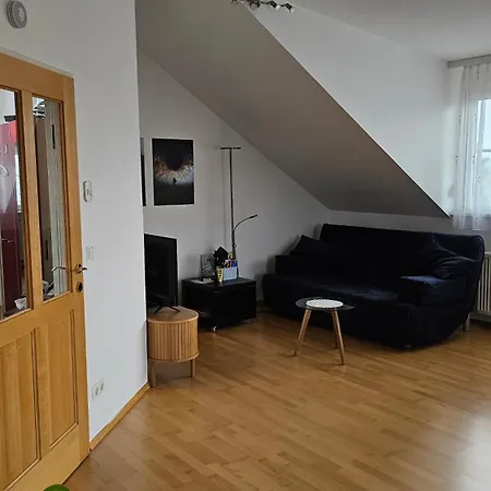 Apartmenthaus Wiener Neustadt Umgebung * Matzendorf