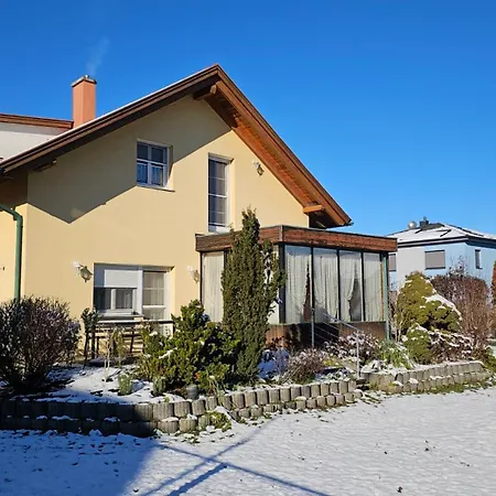아파트 Apartmenthaus-winkler Wiener-neustadt-umgebung Matzendorf